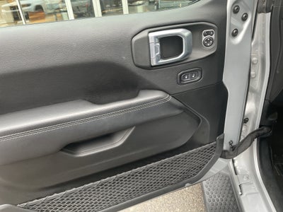 2022 Jeep Wrangler Unlimited Sahara 4x4