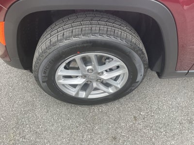 2026 Jeep Grand Cherokee GRAND CHEROKEE LAREDO X 4X4