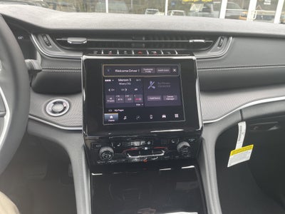 2026 Jeep Grand Cherokee GRAND CHEROKEE LAREDO X 4X4