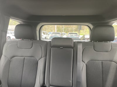 2026 Jeep Grand Cherokee GRAND CHEROKEE LAREDO X 4X4