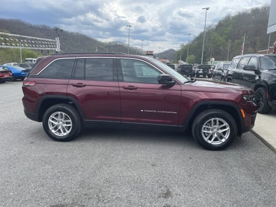 2026 Jeep Grand Cherokee GRAND CHEROKEE LAREDO X 4X4