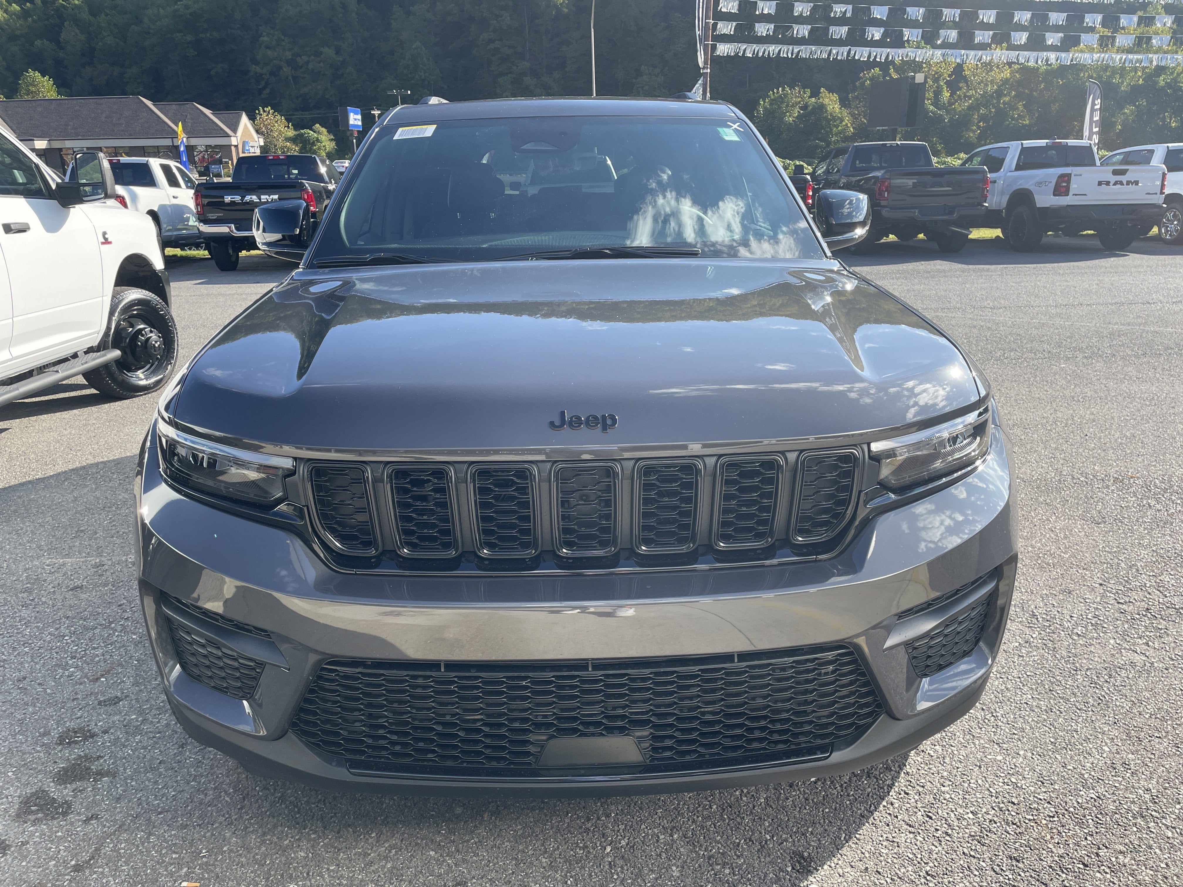 2025 Jeep Grand Cherokee GRAND CHEROKEE ALTITUDE X 4X4