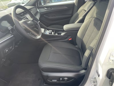 2026 Jeep Grand Cherokee GRAND CHEROKEE LAREDO 4X4