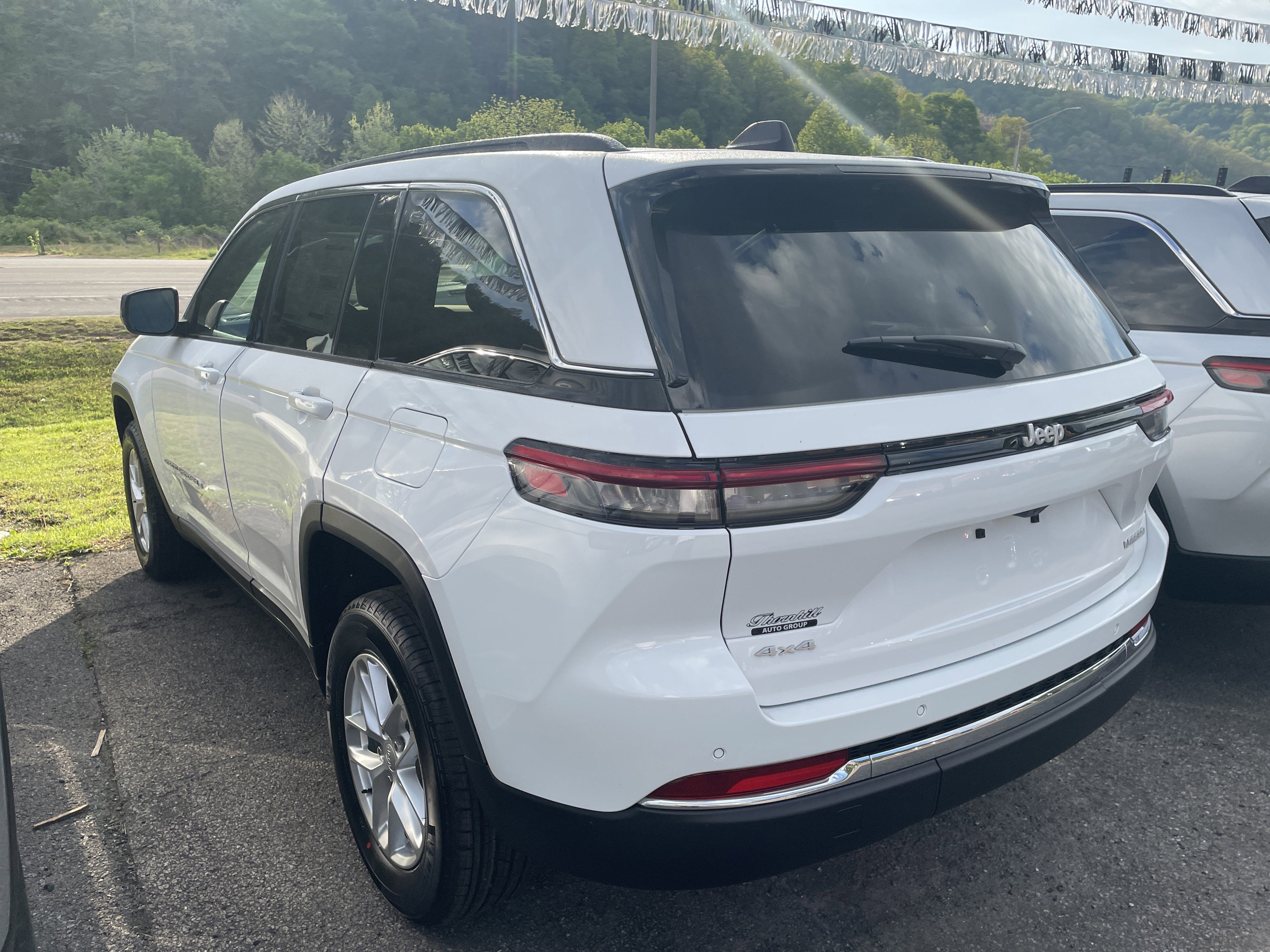 2026 Jeep Grand Cherokee GRAND CHEROKEE LAREDO 4X4