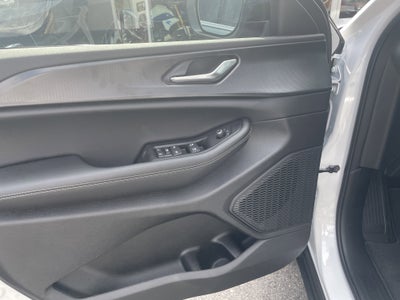 2026 Jeep Grand Cherokee GRAND CHEROKEE LAREDO X 4X4