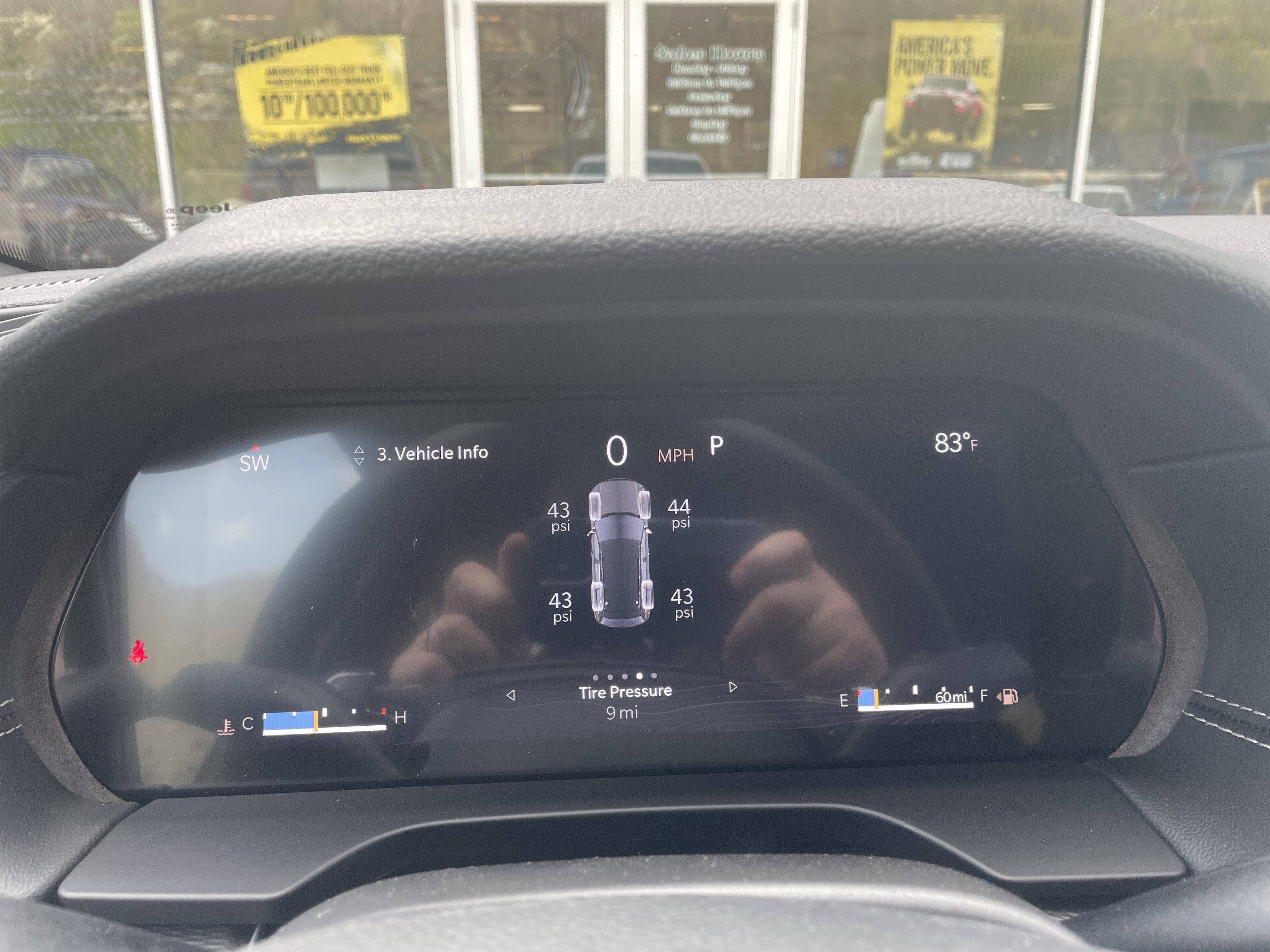 2026 Jeep Grand Cherokee GRAND CHEROKEE LAREDO X 4X4