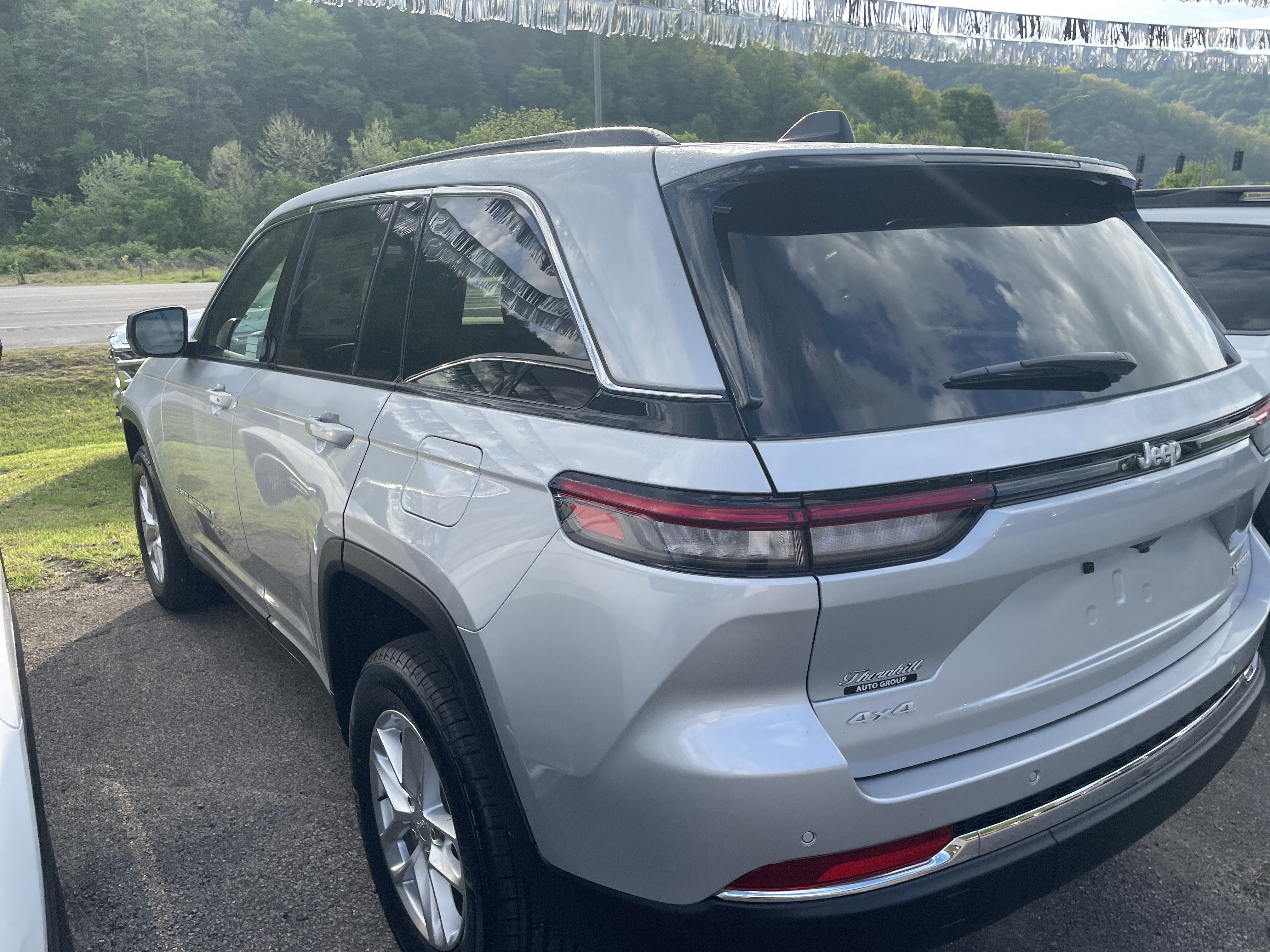 2026 Jeep Grand Cherokee GRAND CHEROKEE LAREDO 4X4