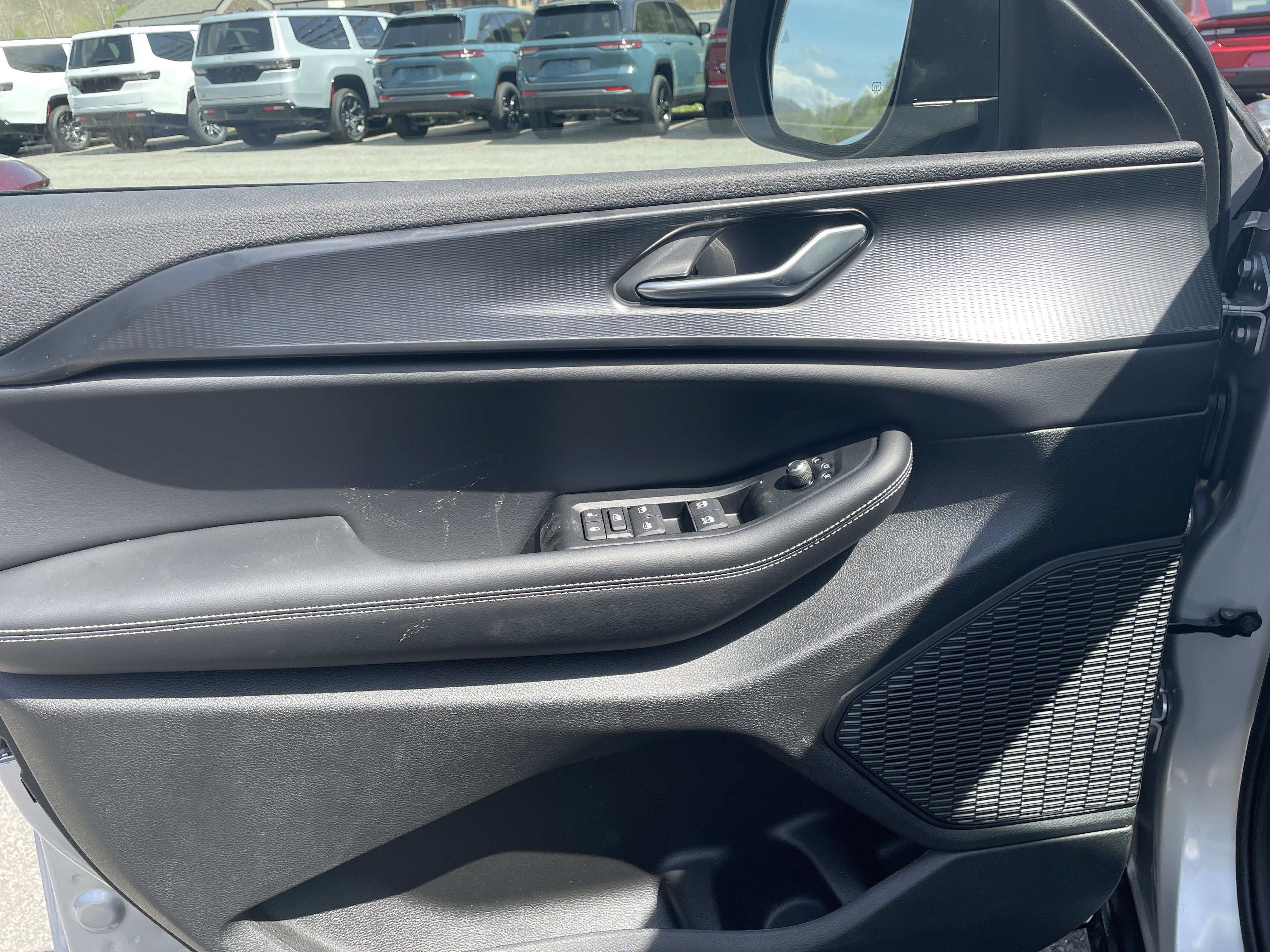 2026 Jeep Grand Cherokee GRAND CHEROKEE LAREDO X 4X4