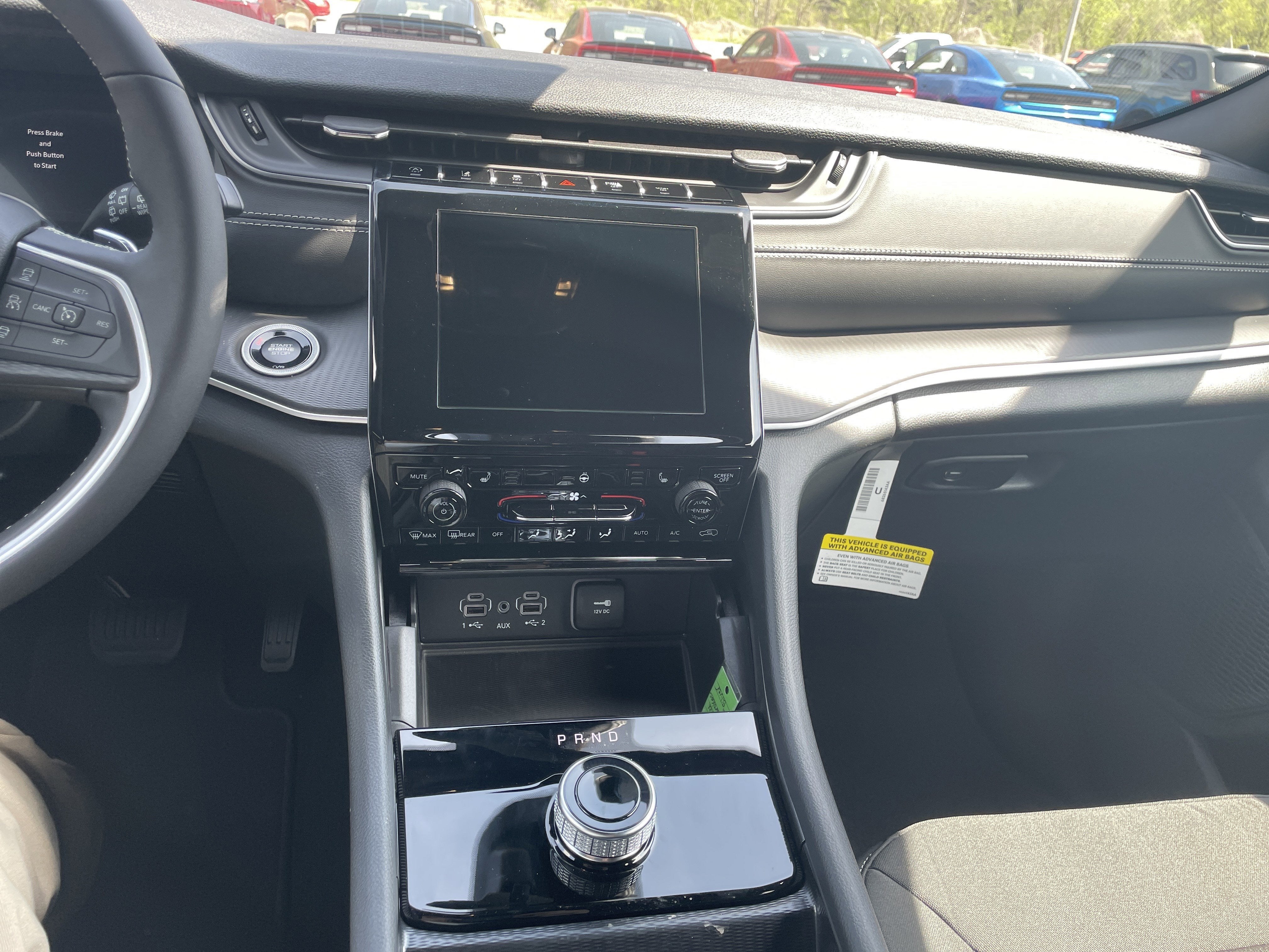 2026 Jeep Grand Cherokee GRAND CHEROKEE LAREDO X 4X4