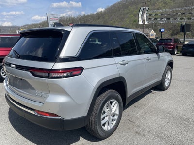 2026 Jeep Grand Cherokee GRAND CHEROKEE LAREDO X 4X4