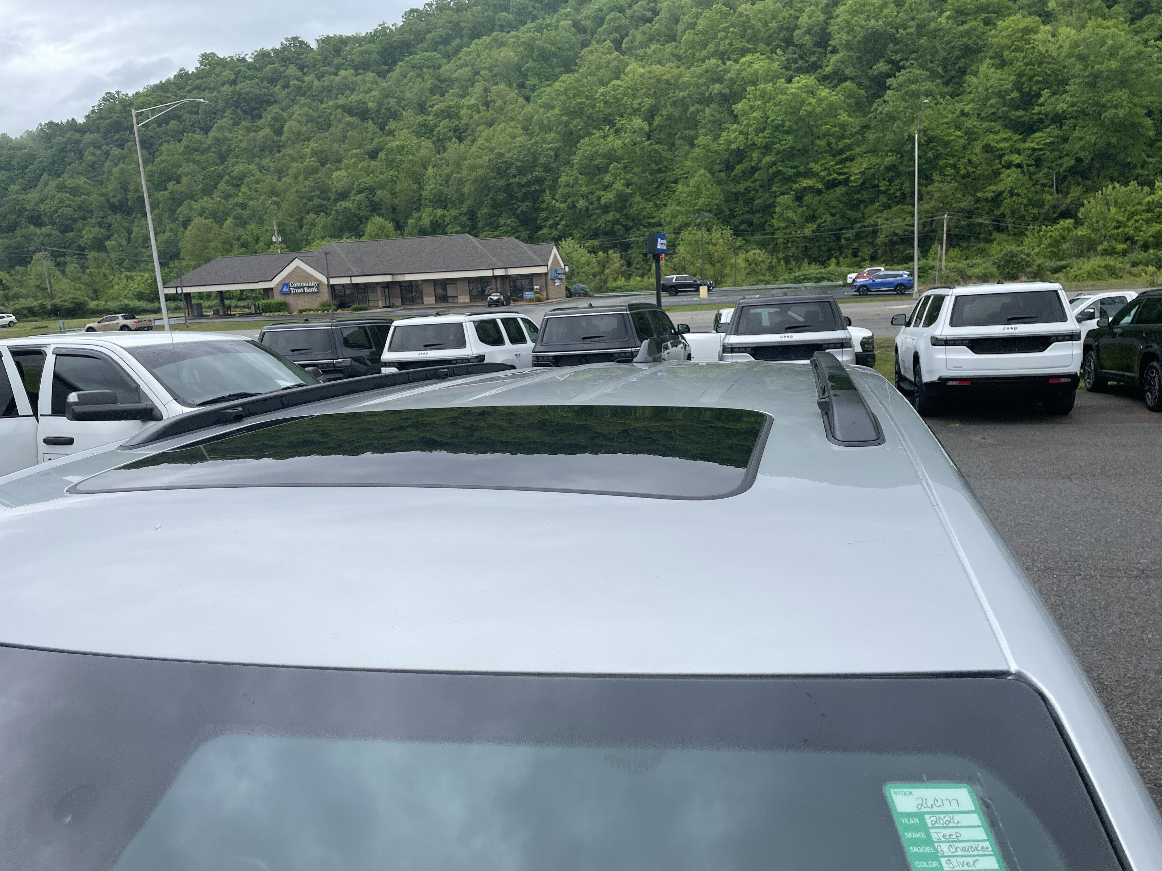 2026 Jeep Grand Cherokee GRAND CHEROKEE LAREDO ALTITUDE 4X4