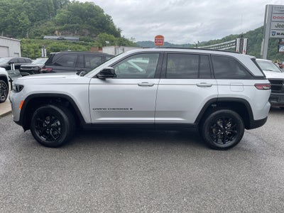 2026 Jeep Grand Cherokee GRAND CHEROKEE LAREDO ALTITUDE 4X4