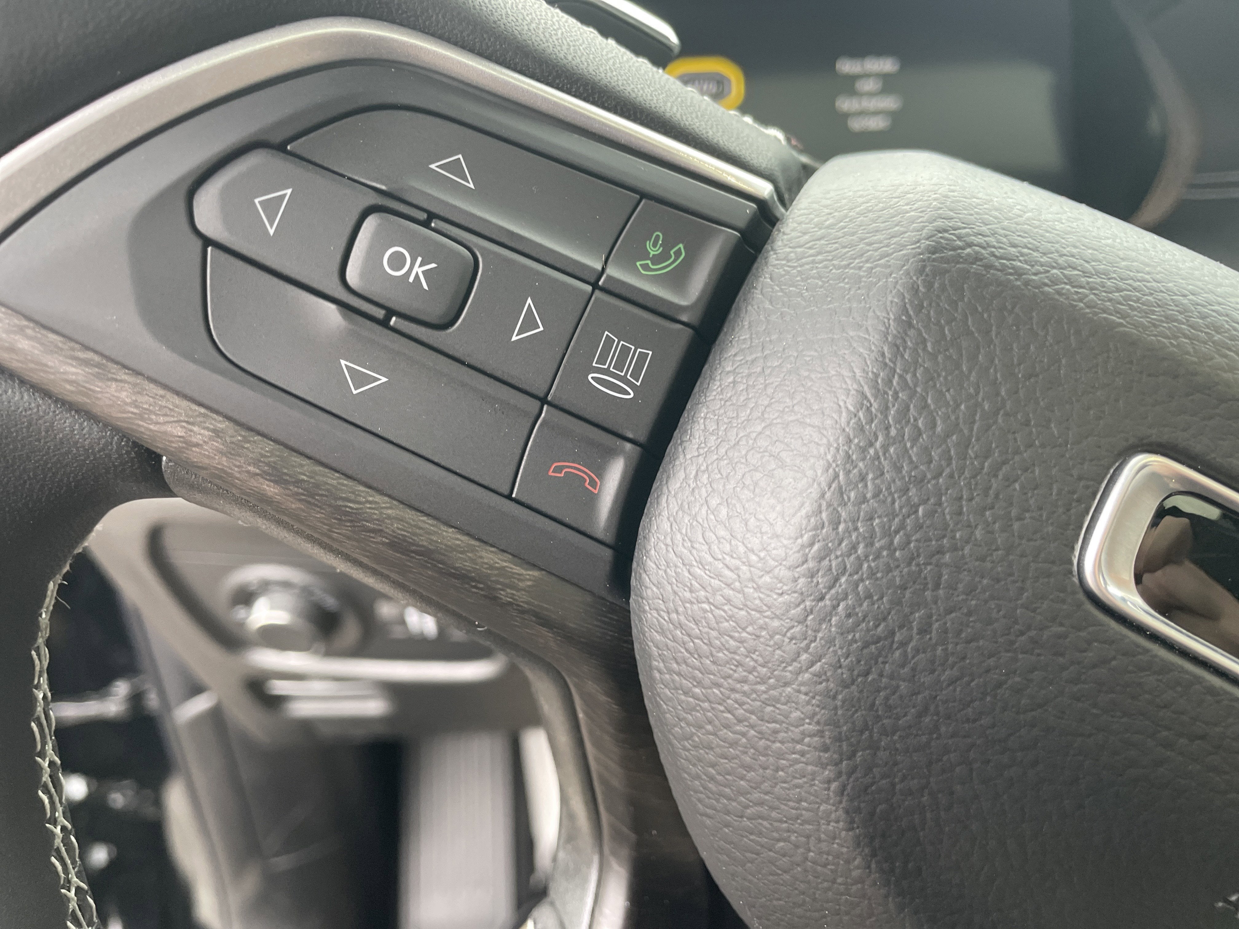 2026 Jeep Grand Cherokee GRAND CHEROKEE ALTITUDE 4X4