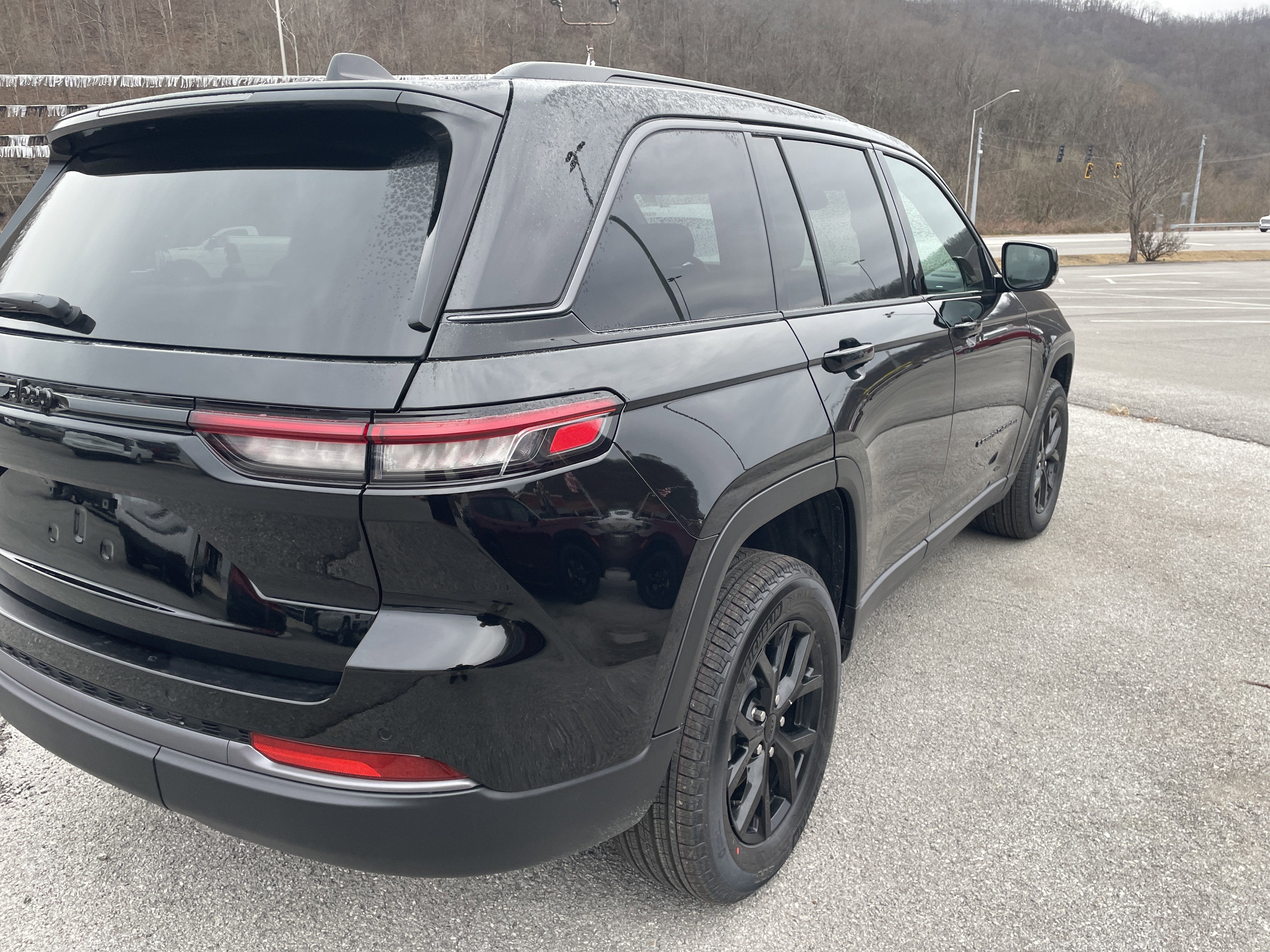 2026 Jeep Grand Cherokee GRAND CHEROKEE ALTITUDE 4X4