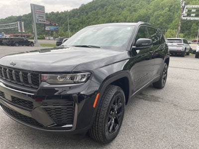 2026 Jeep Grand Cherokee GRAND CHEROKEE LAREDO ALTITUDE 4X4