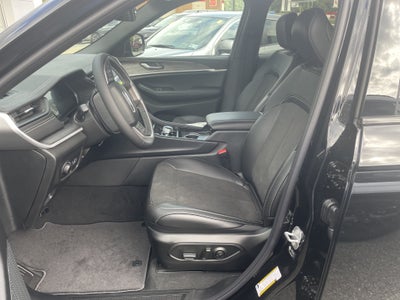 2027 Jeep Grand Cherokee GRAND CHEROKEE LAREDO ALTITUDE 4X4