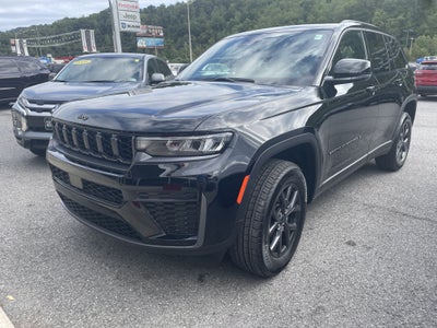 2027 Jeep Grand Cherokee GRAND CHEROKEE LAREDO ALTITUDE 4X4