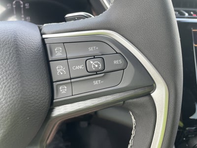 2026 Jeep Grand Cherokee GRAND CHEROKEE L LAREDO X 4X4