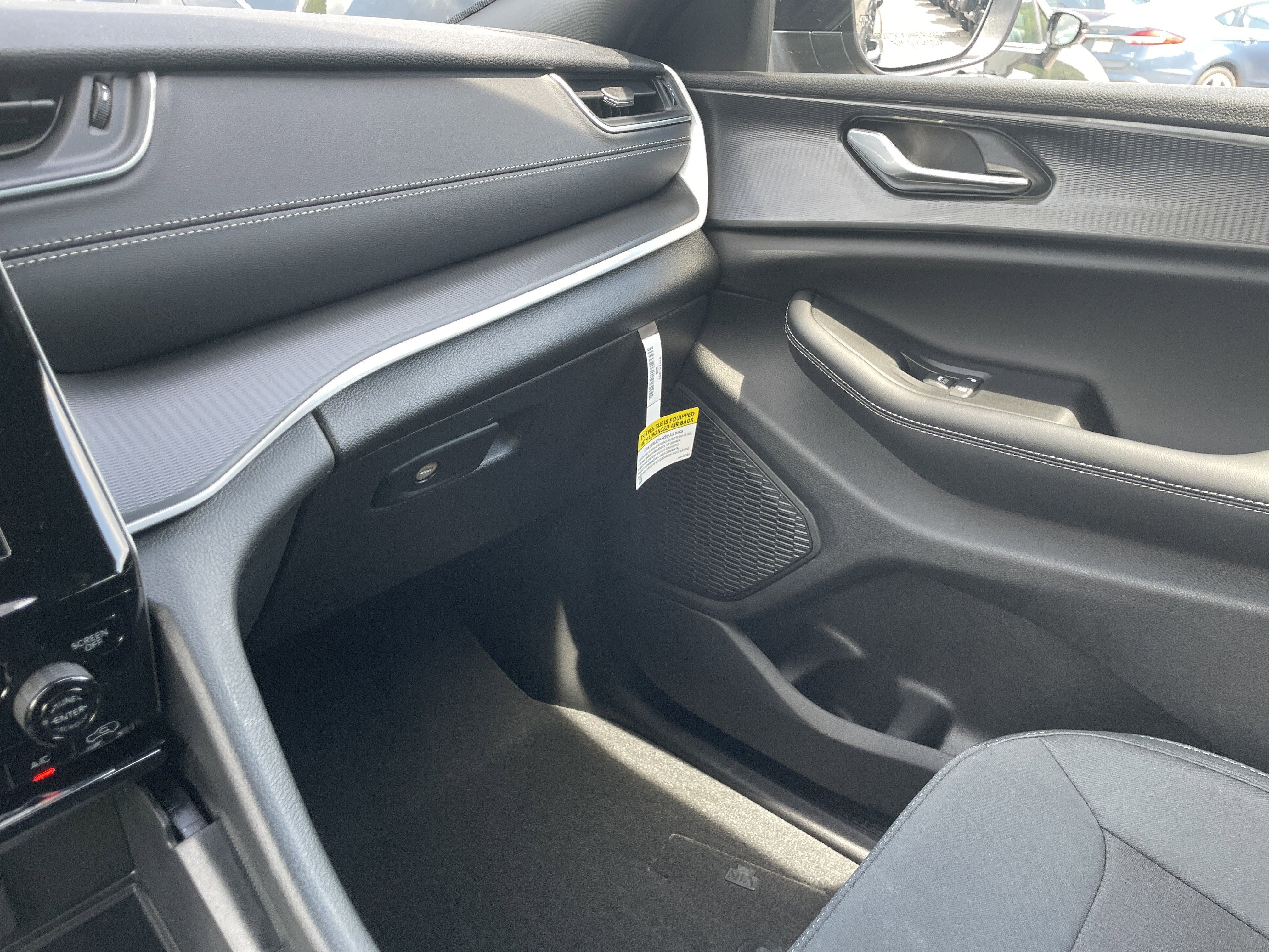 2026 Jeep Grand Cherokee GRAND CHEROKEE L LAREDO X 4X4