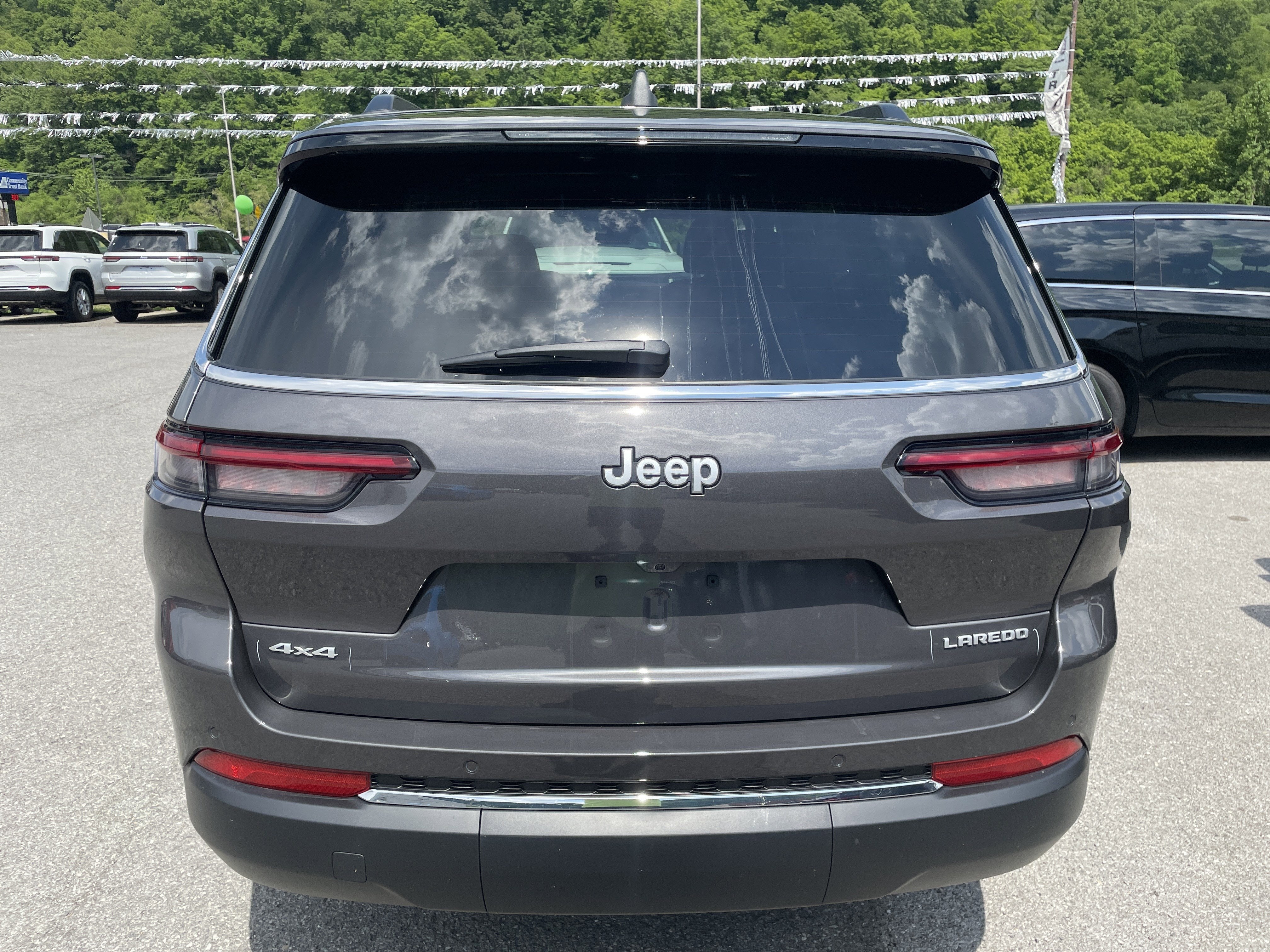 2026 Jeep Grand Cherokee GRAND CHEROKEE L LAREDO X 4X4