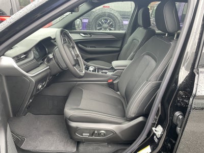 2026 Jeep Grand Cherokee GRAND CHEROKEE L LAREDO X 4X4