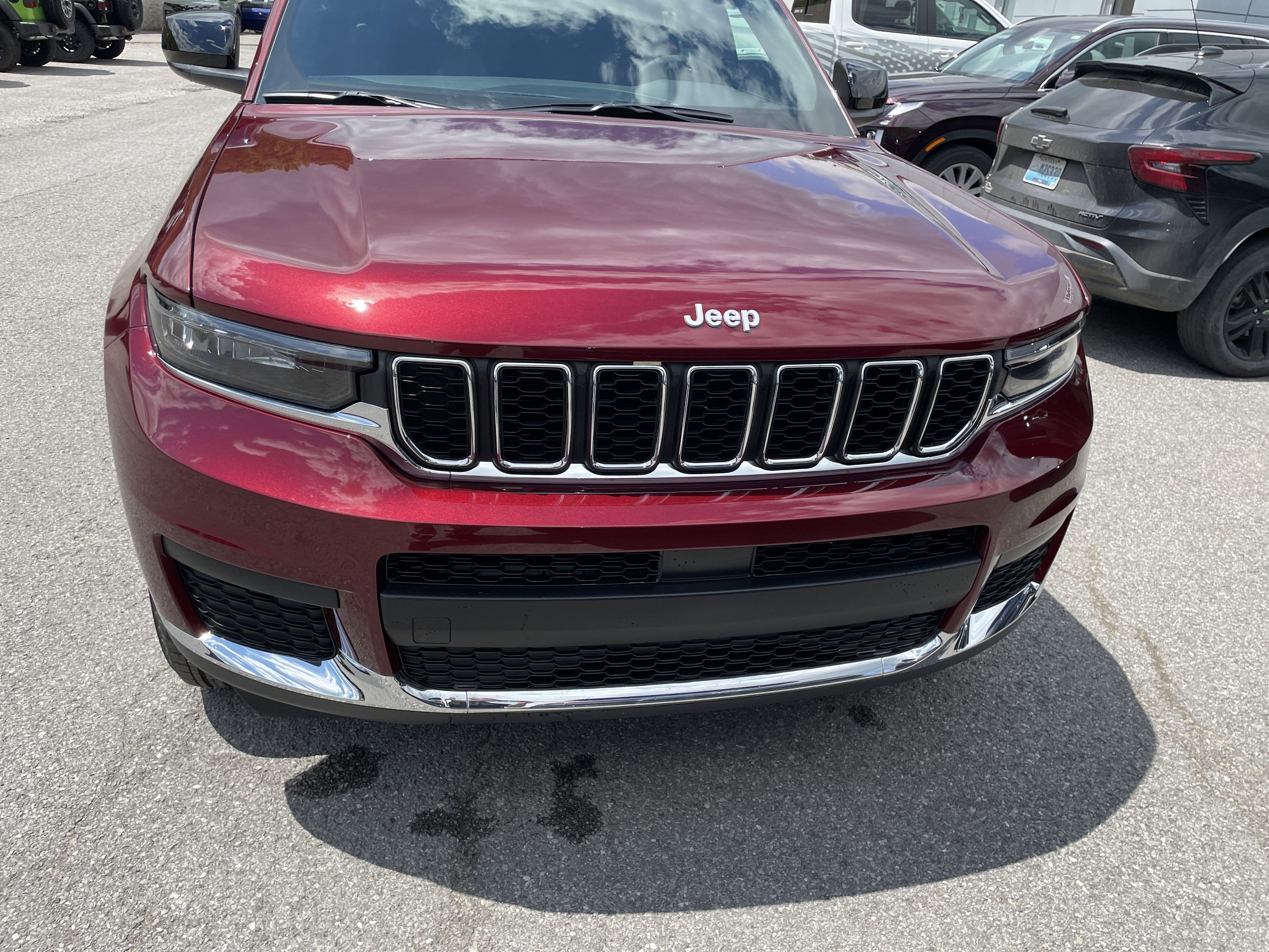 2026 Jeep Grand Cherokee GRAND CHEROKEE L LAREDO X 4X4