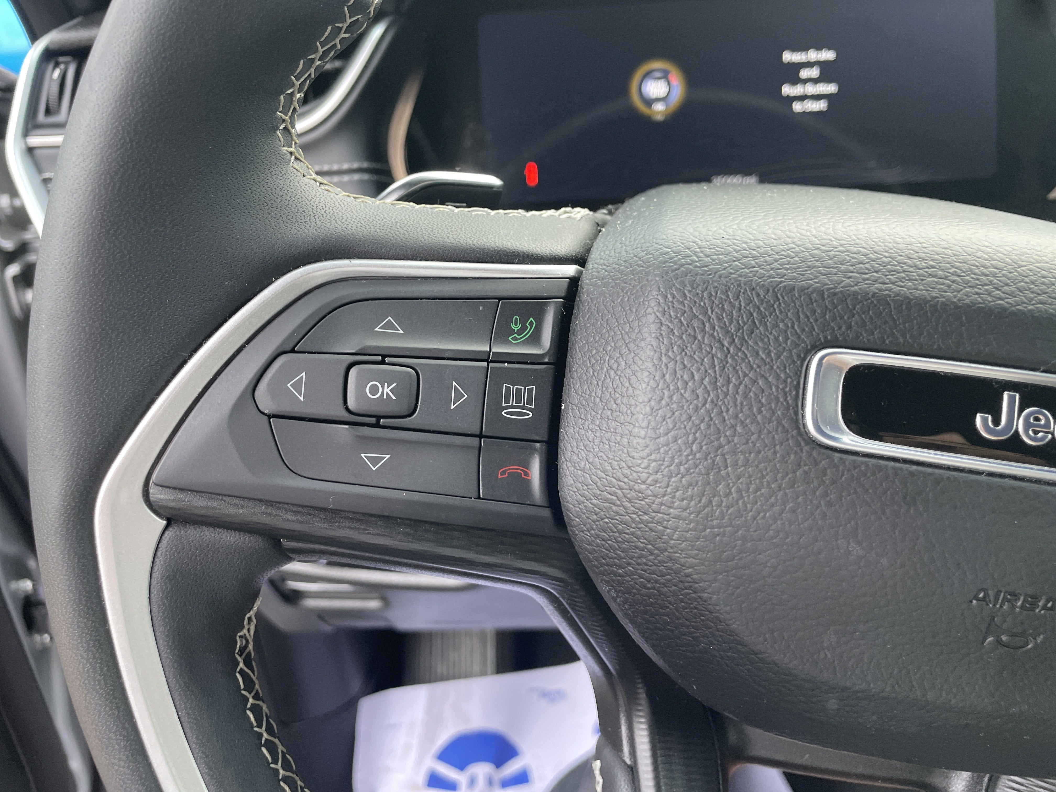 2024 Jeep Grand Cherokee L Laredo X 4x4