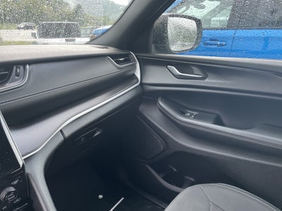 2024 Jeep Grand Cherokee L Laredo X 4x4
