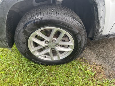 2024 Jeep Grand Cherokee L Laredo X 4x4