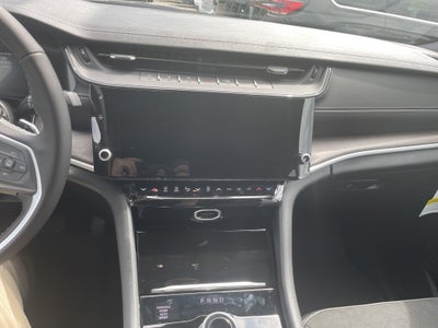 2026 Jeep Grand Cherokee GRAND CHEROKEE L LAREDO ALTITUDE 4X4