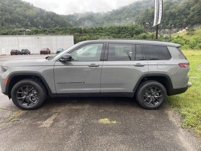 2027 Jeep Grand Cherokee GRAND CHEROKEE L LAREDO ALTITUDE 4X4