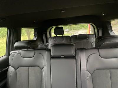 2027 Jeep Grand Cherokee Laredo Altitude