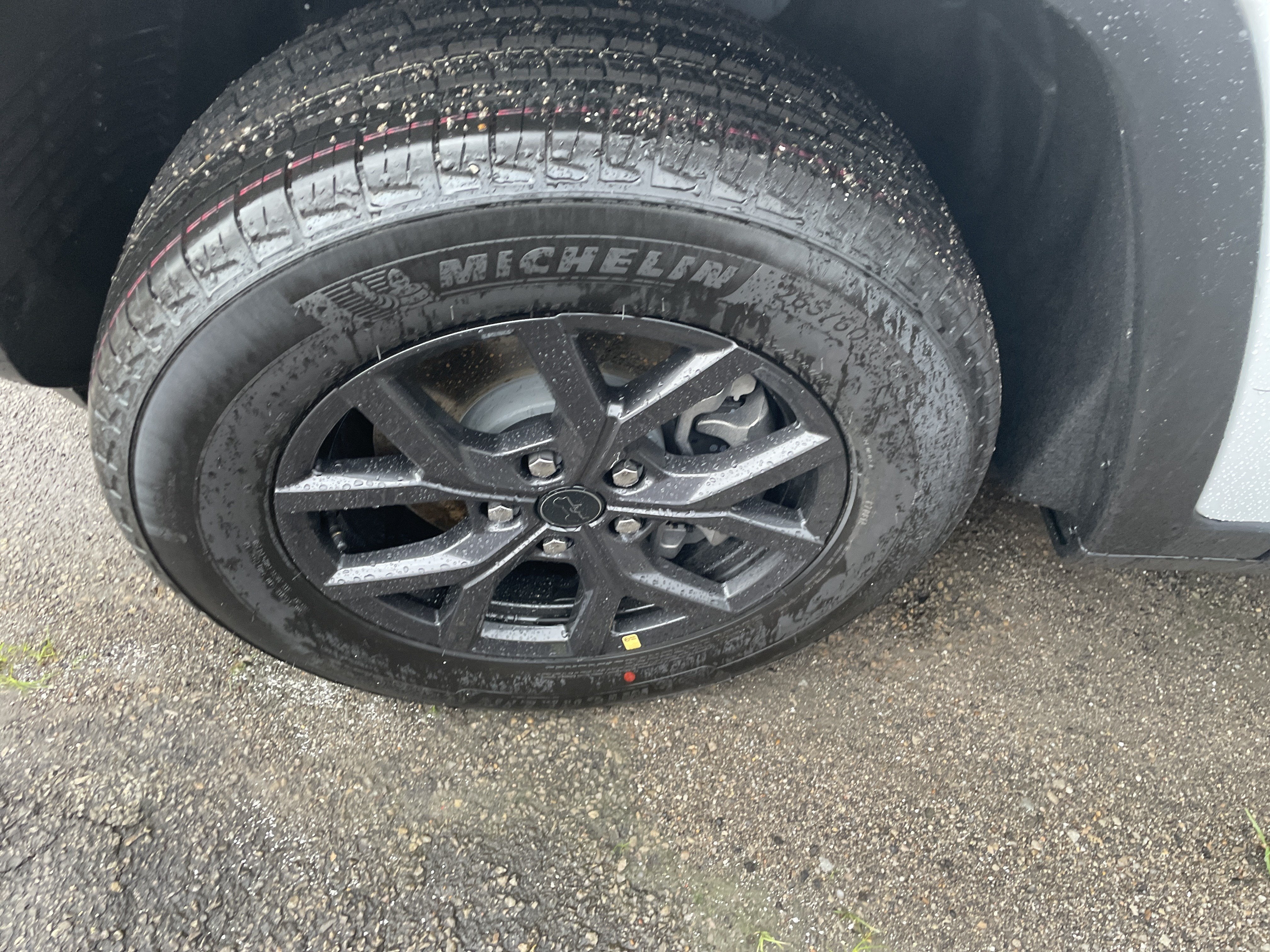 2027 Jeep Grand Cherokee Laredo Altitude