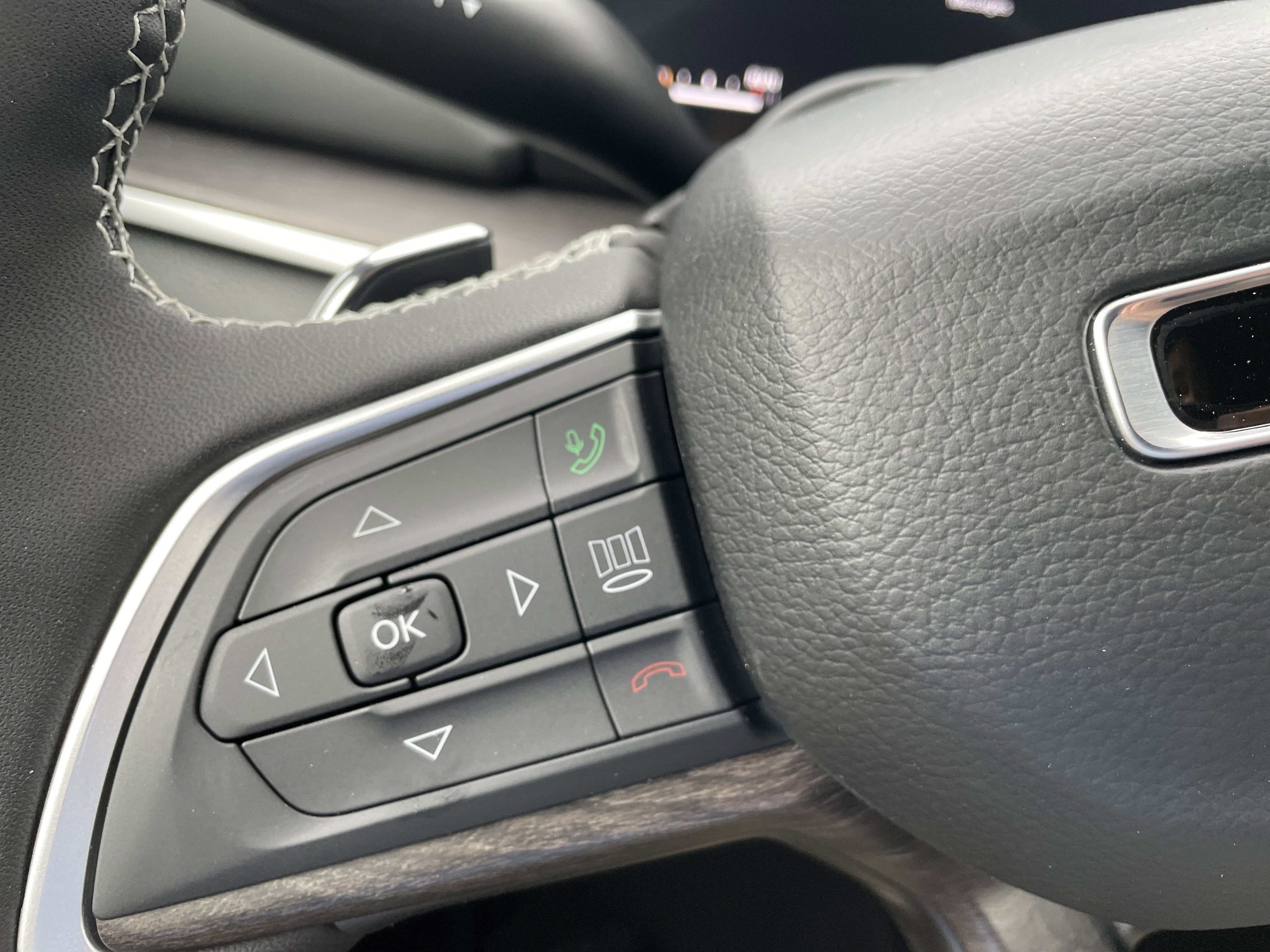 2026 Jeep Grand Cherokee GRAND CHEROKEE L LAREDO ALTITUDE 4X4