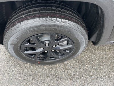 2026 Jeep Grand Cherokee GRAND CHEROKEE L LAREDO ALTITUDE 4X4