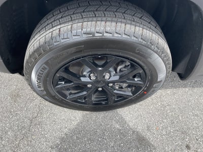 2026 Jeep Grand Cherokee GRAND CHEROKEE L LAREDO ALTITUDE 4X4