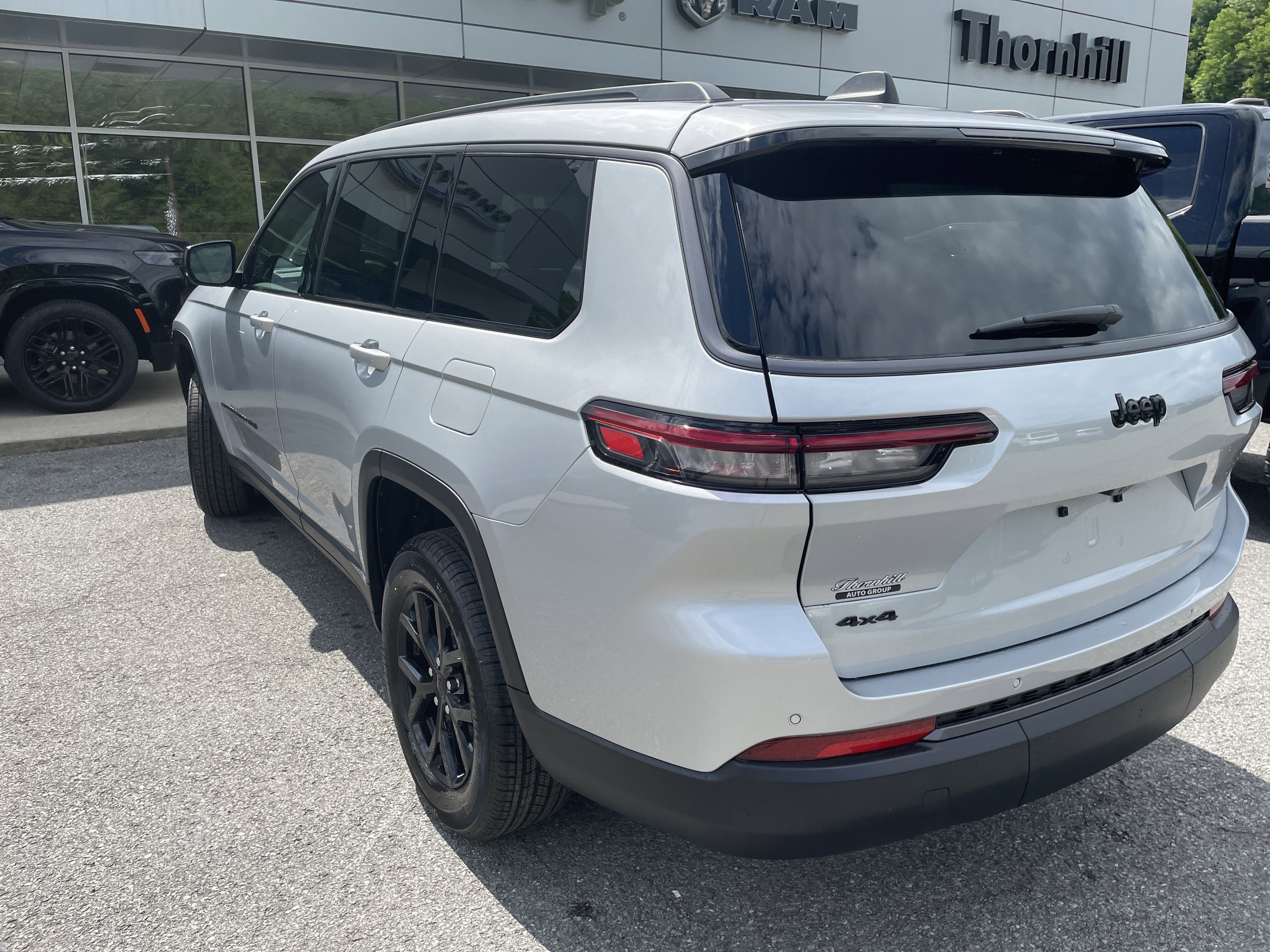 2026 Jeep Grand Cherokee GRAND CHEROKEE L LAREDO ALTITUDE 4X4