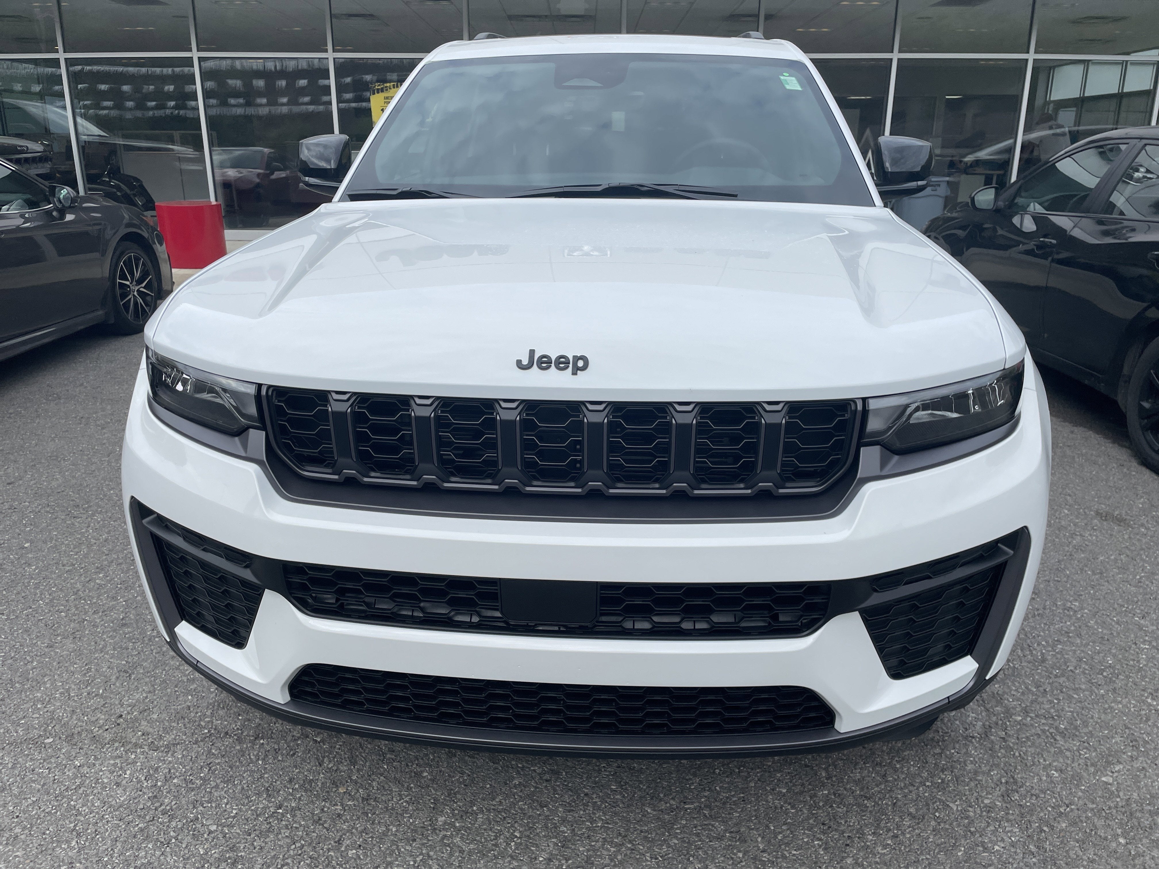 2026 Jeep Grand Cherokee GRAND CHEROKEE L LAREDO ALTITUDE 4X4