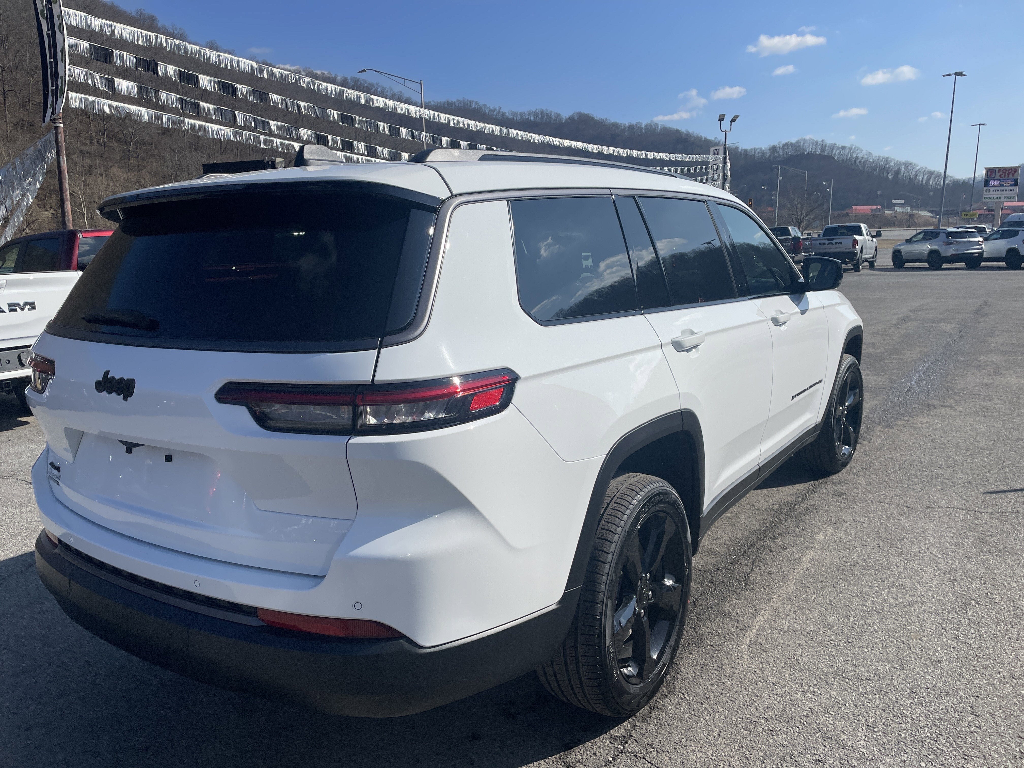 2026 Jeep Grand Cherokee GRAND CHEROKEE L LIMITED 4X4