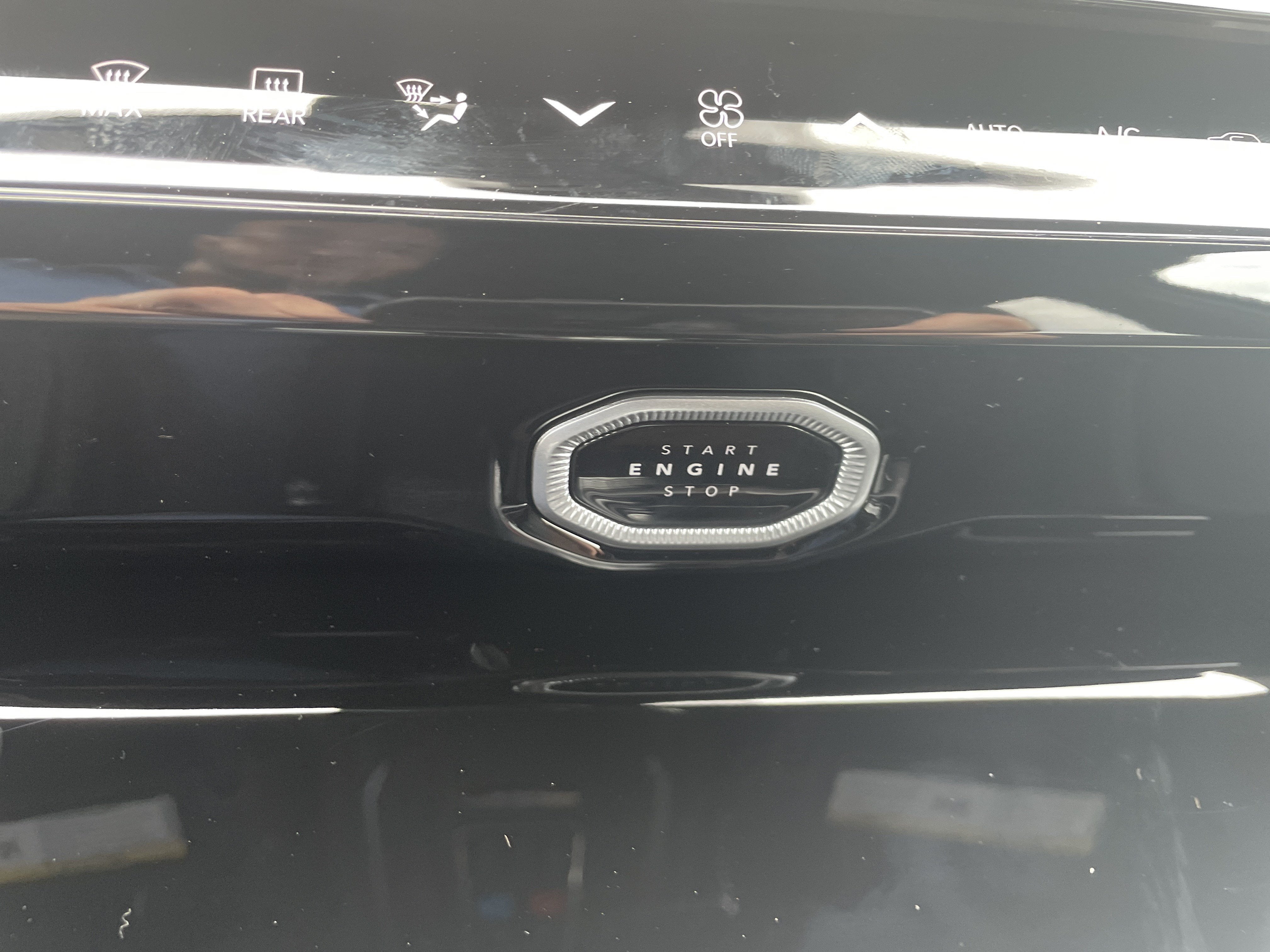 2027 Jeep Grand Cherokee GRAND CHEROKEE L LIMITED 4X4