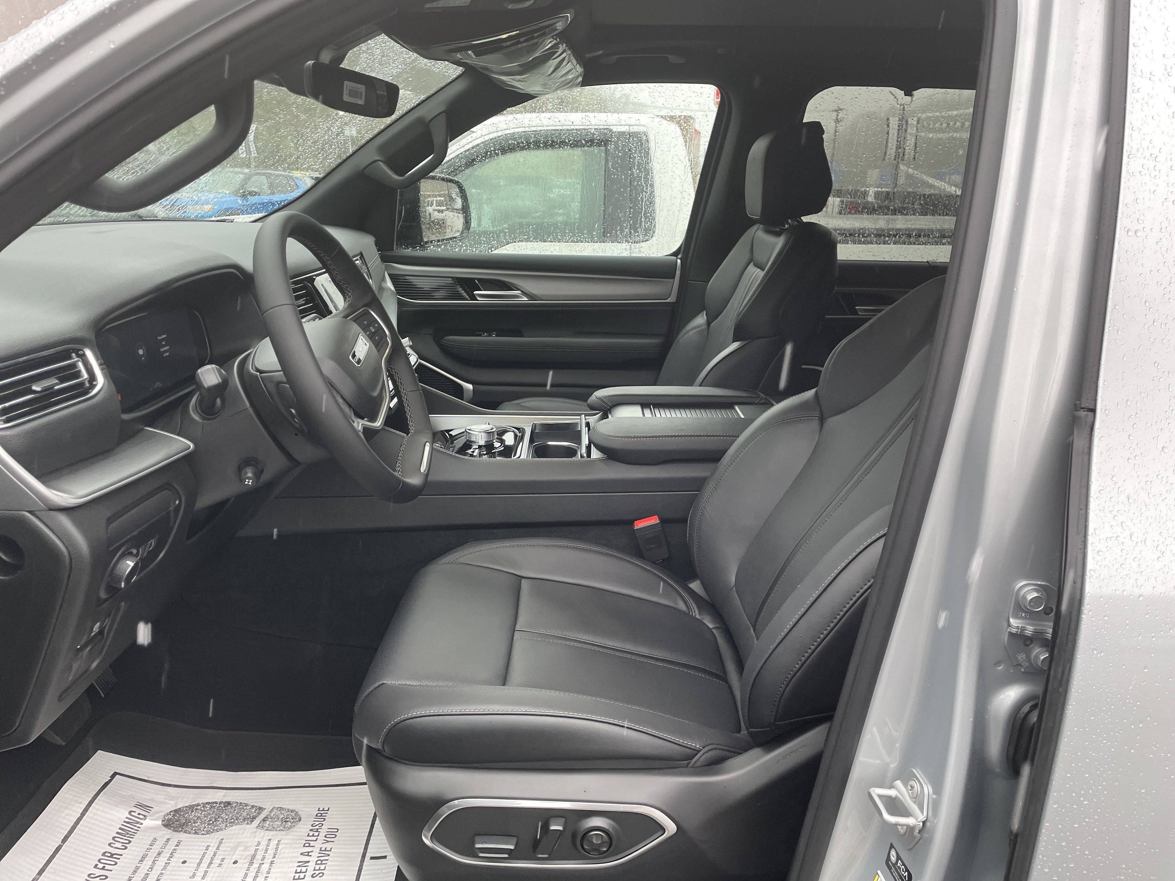 2026 Jeep Grand Wagoneer GRAND WAGONEER L LIMITED ALTITUDE 4X4