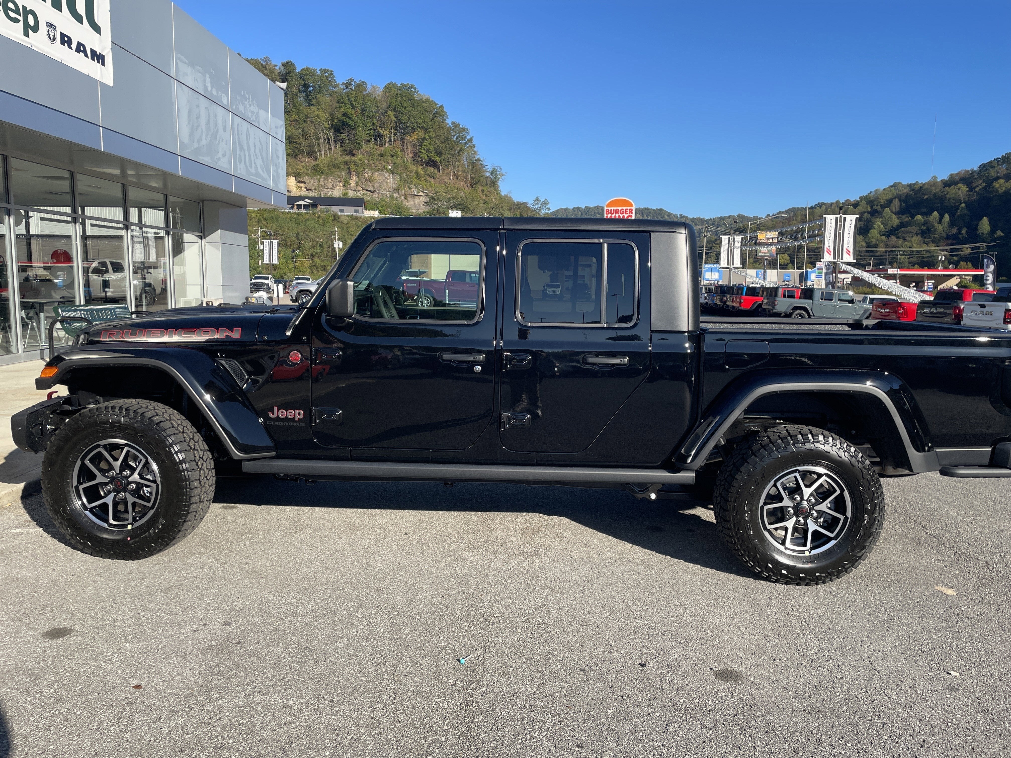 2025 Jeep Gladiator GLADIATOR RUBICON 4X4