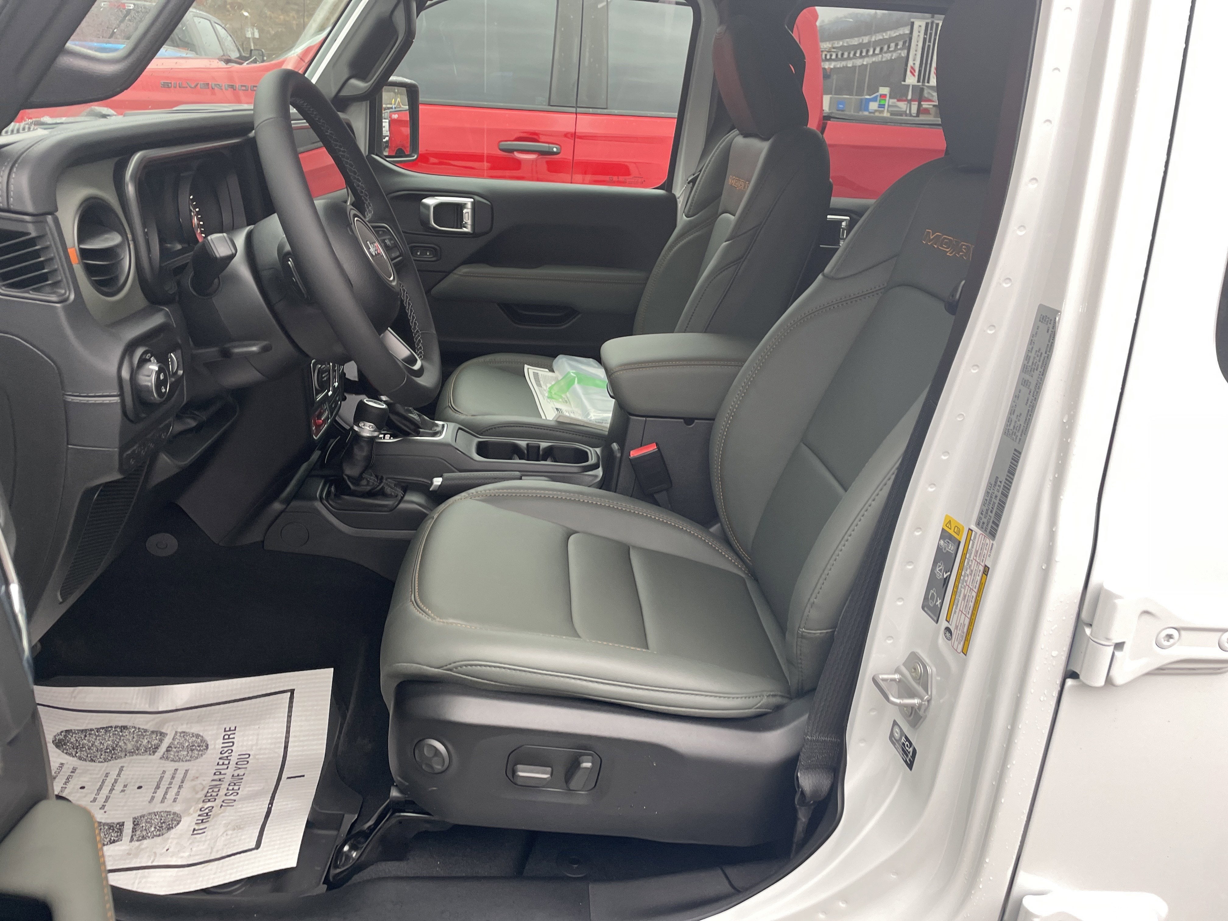 2026 Jeep Gladiator GLADIATOR MOJAVE 4X4