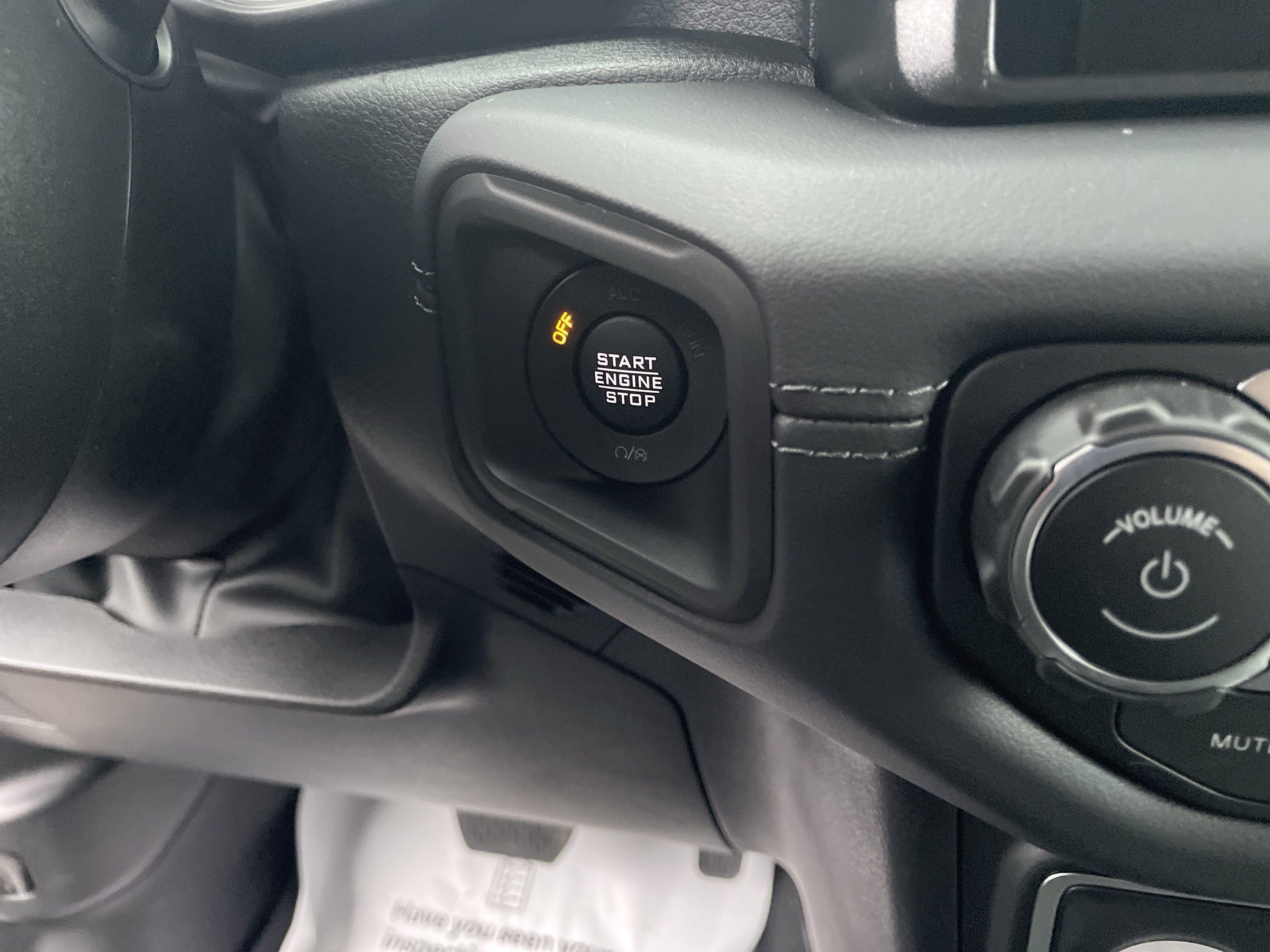 2025 Jeep Gladiator GLADIATOR MOJAVE 4X4