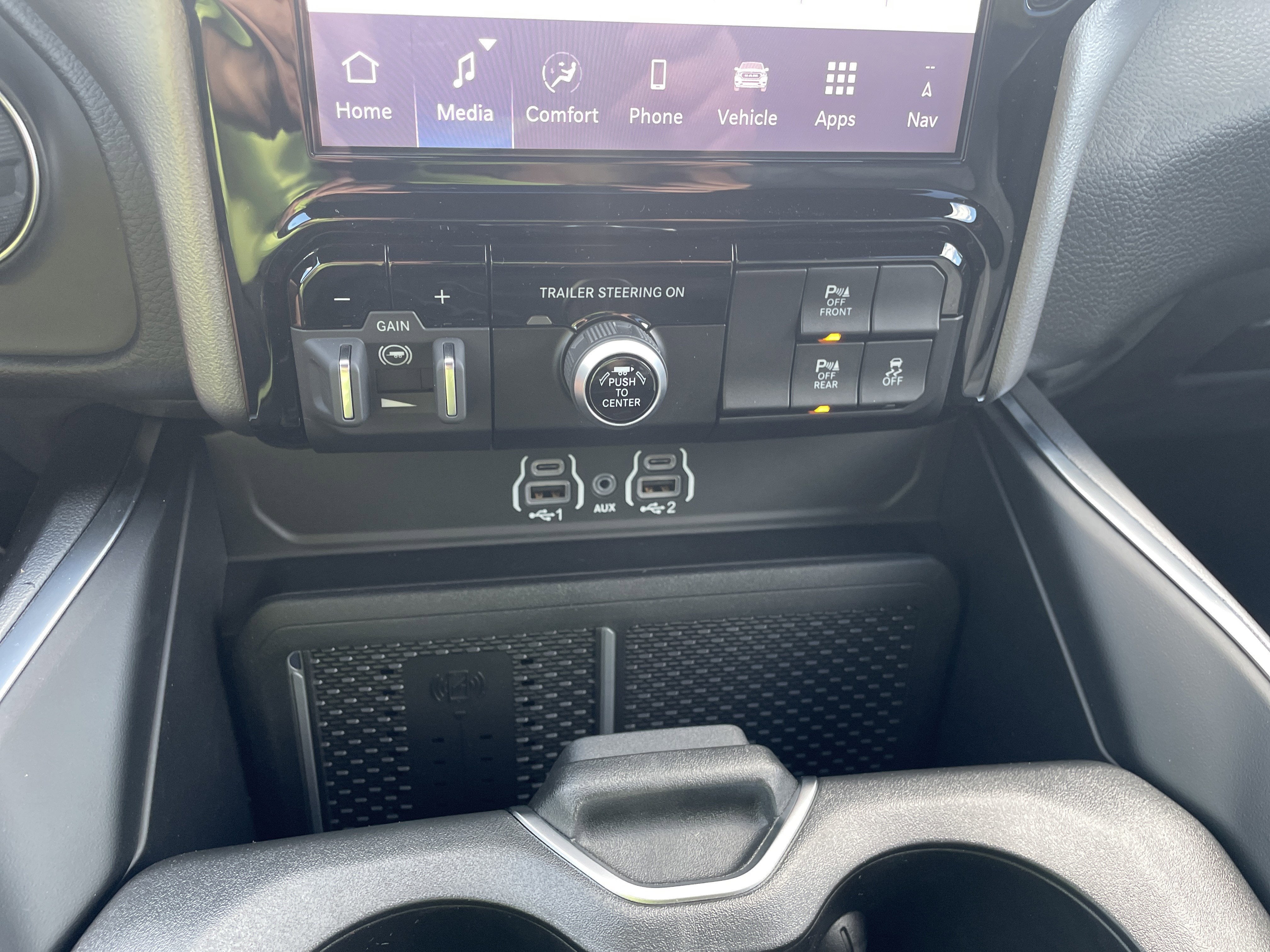 2026 RAM Ram 1500 RAM 1500 BIG HORN CREW CAB 4X4 5'7' BOX