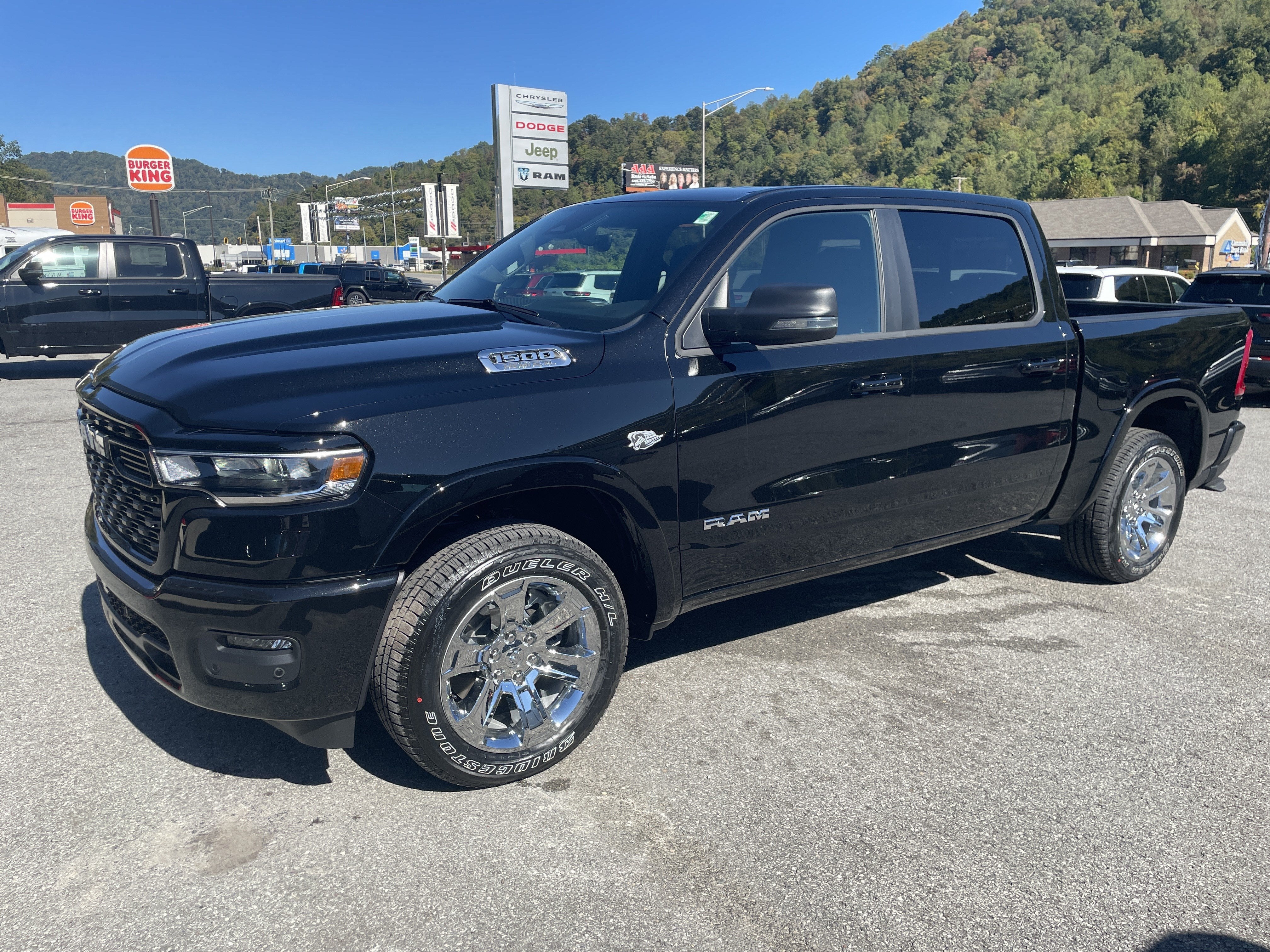 2027 RAM Ram 1500 RAM 1500 BIG HORN CREW CAB 4X4 5'7' BOX