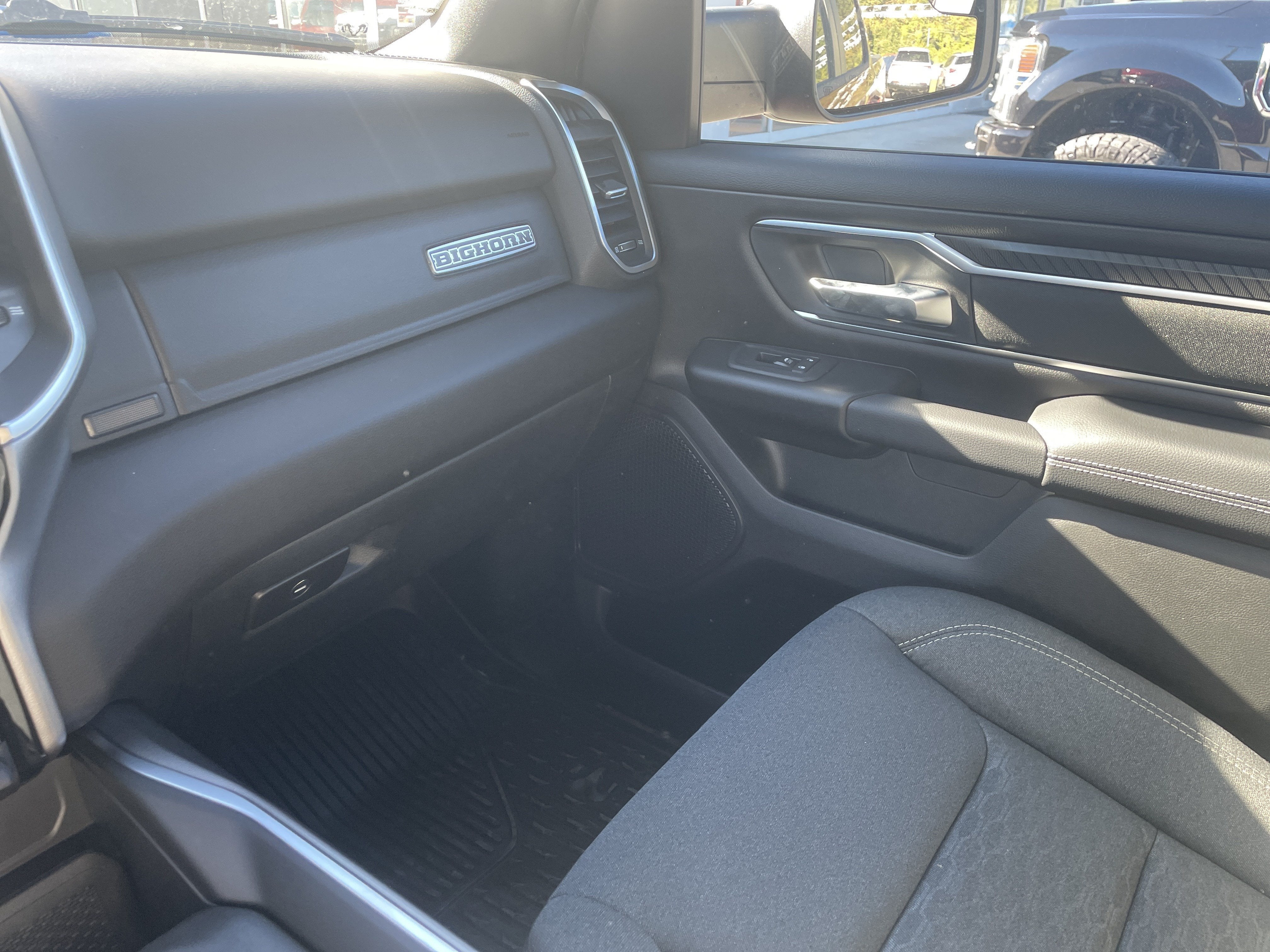 2027 RAM Ram 1500 RAM 1500 BIG HORN CREW CAB 4X4 5'7' BOX