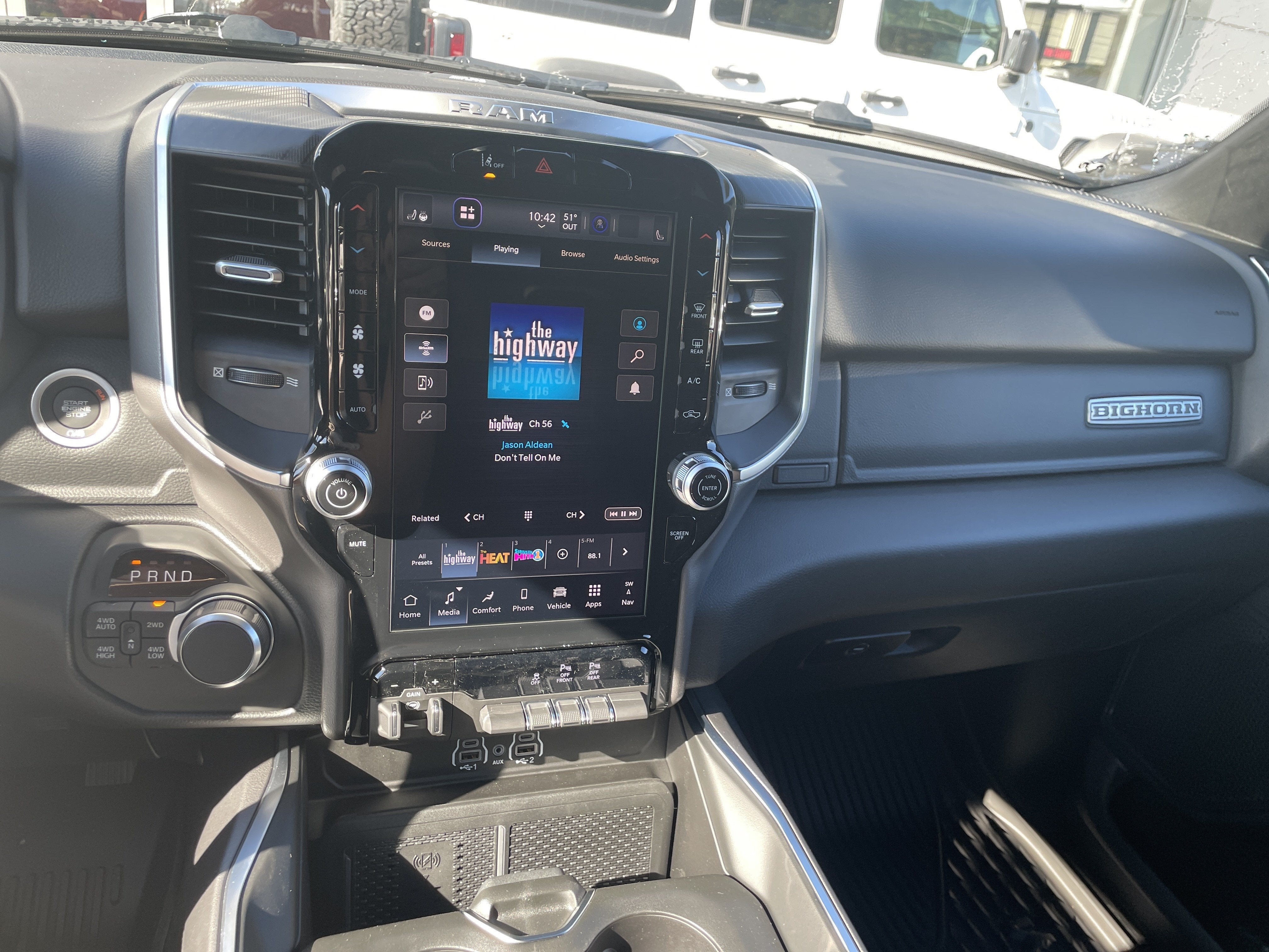 2027 RAM Ram 1500 RAM 1500 BIG HORN CREW CAB 4X4 5'7' BOX