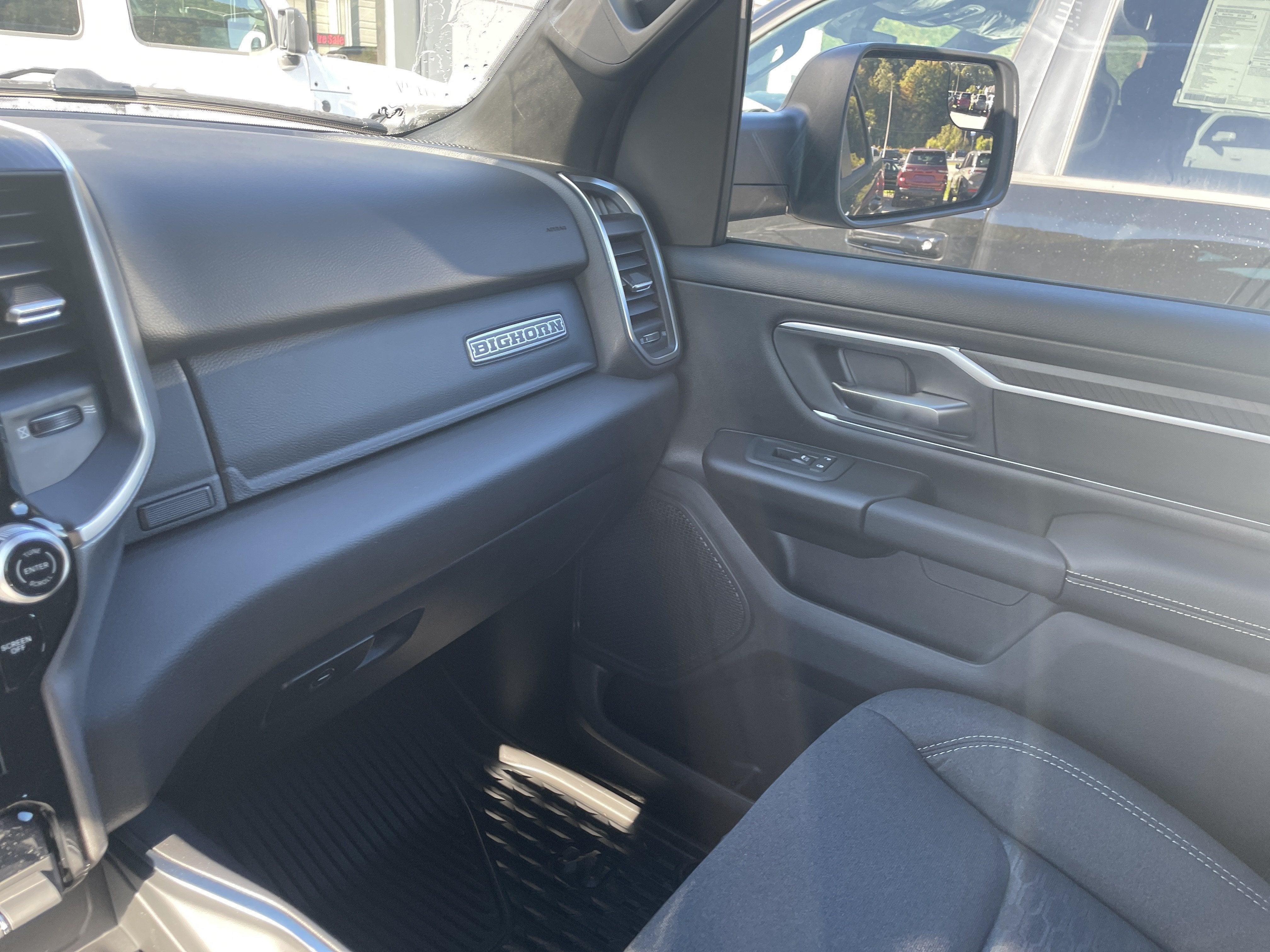 2027 RAM Ram 1500 RAM 1500 BIG HORN CREW CAB 4X4 5'7' BOX