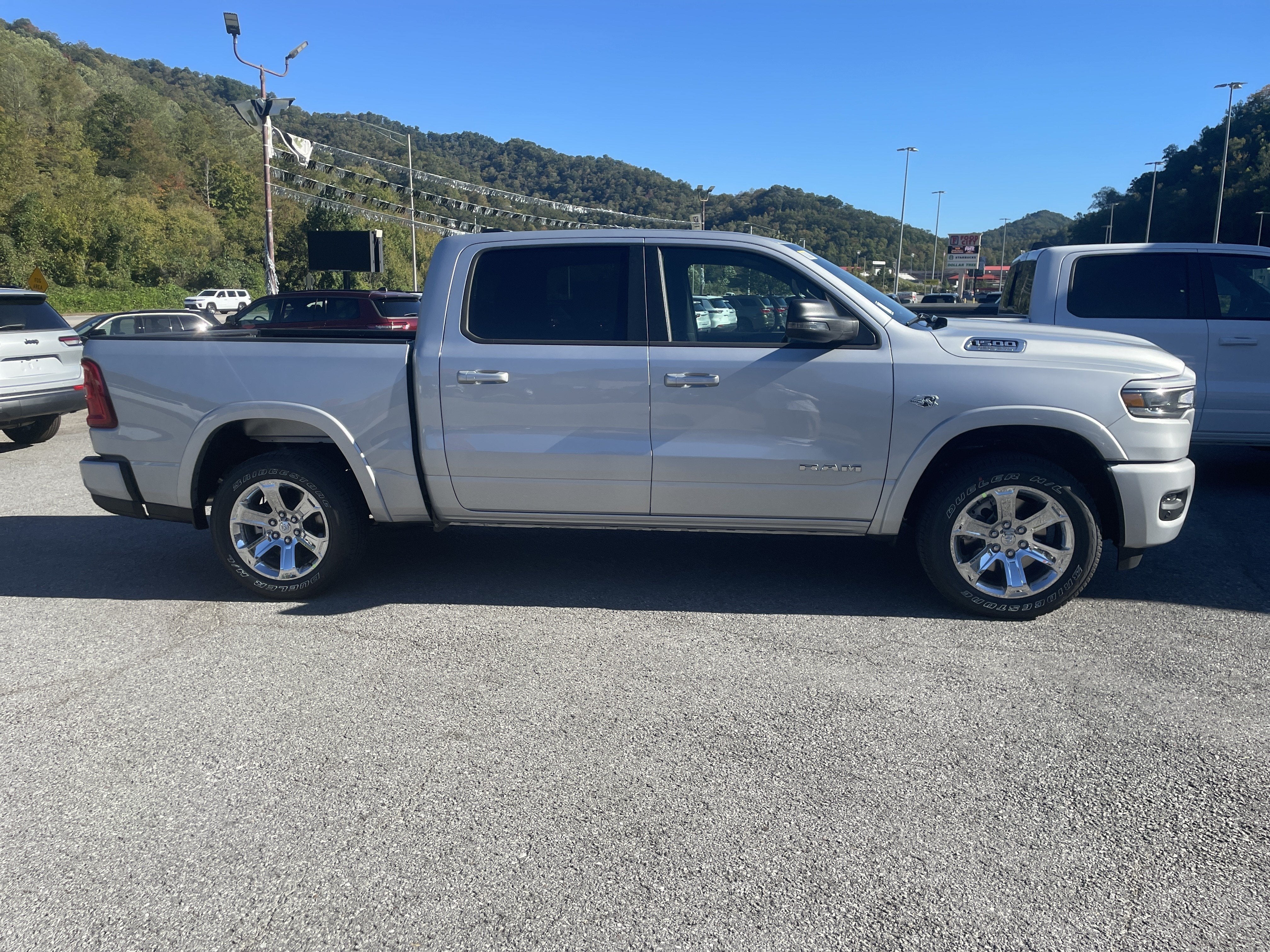 2027 RAM Ram 1500 RAM 1500 BIG HORN CREW CAB 4X4 5'7' BOX